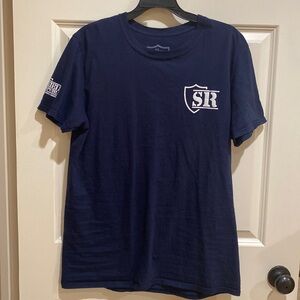 Men’s Shield Republic tee size large